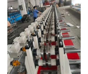 建筑钢模板成型设备的核心原理